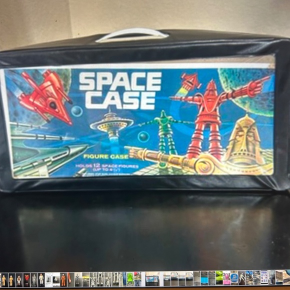 Space Case - Figure Case -Vintage - Picture 2 of 12